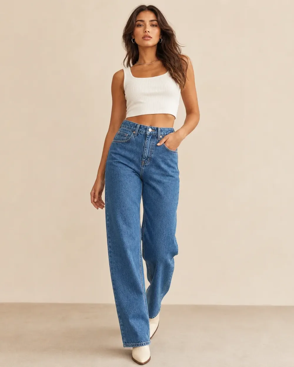 Jeans a vita alta in stile moderno retrò, un classico che ritorna — 1